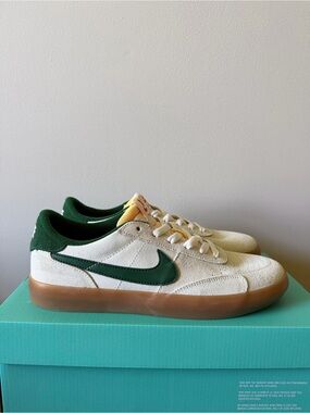 Nike SB Heritage Vulc Green Sail CD5010-104 Men’s Size 8.5